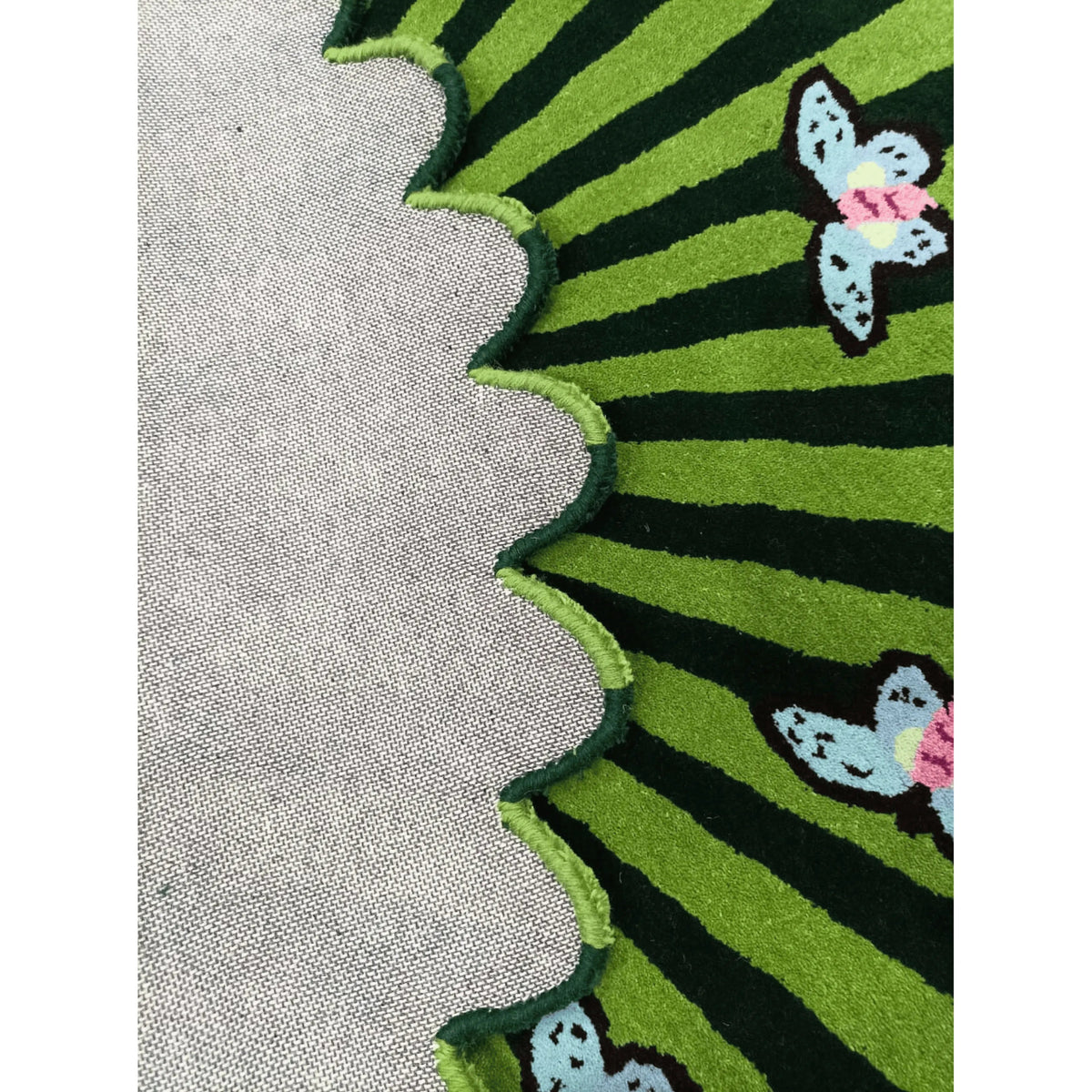 Butterflies over Flower Hand Tufted Wool Rug - Green