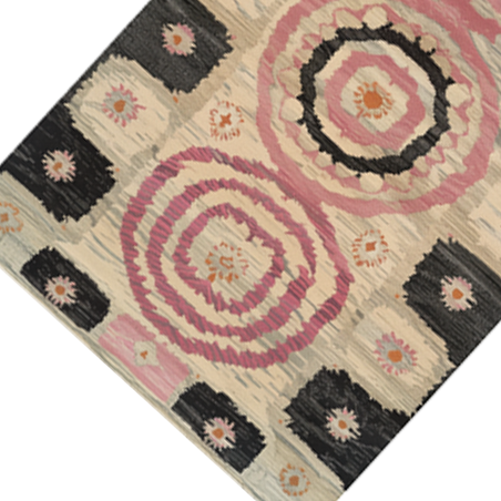 Blossom Mandala Hand Tufted Rug - MAIA HOMES