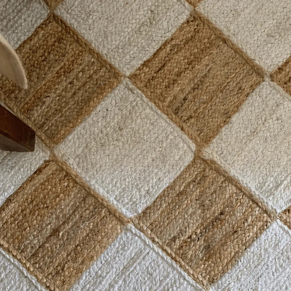 Diamond Checker Jute Rug - Natural and White