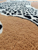 Goldy Leopard Hand Tufted Wool Rug