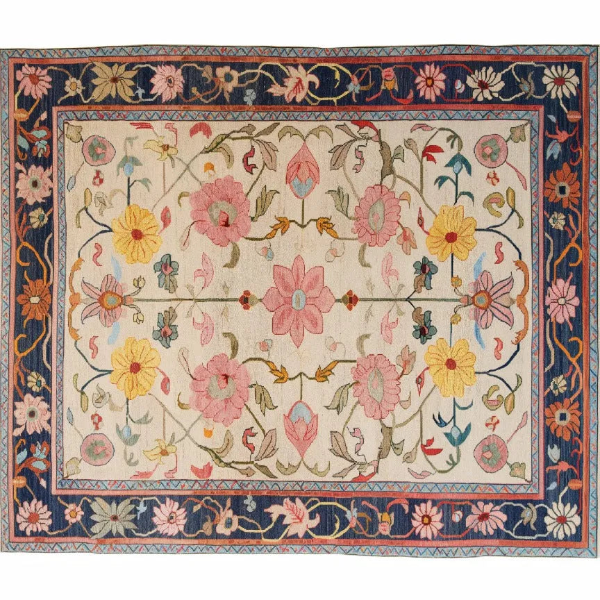 Medallion Bloom Hand Knotted Area Rug