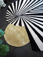 Step onto the Golden Sun Hand Tufted Wool Rug