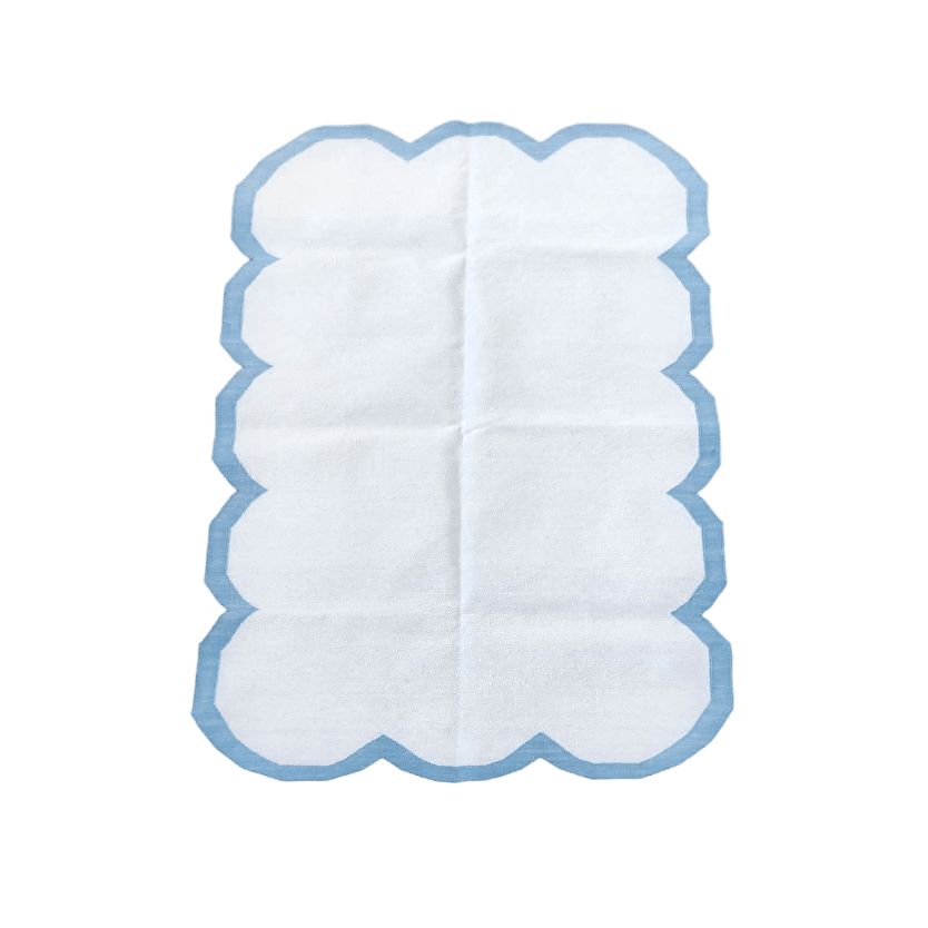 Classic White Scallop Cotton Rug with Blue Border