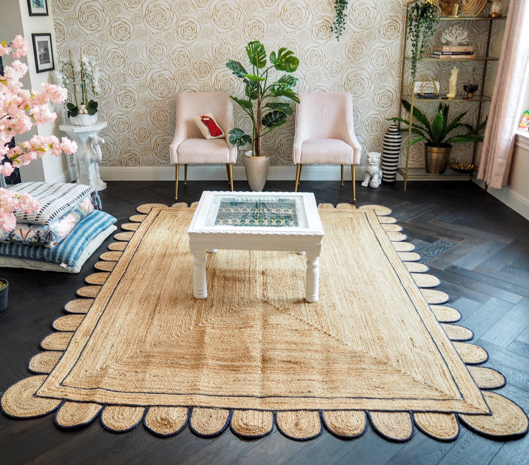 Handmade Navy Blue Scalloped Jute Rug