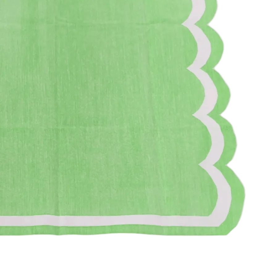 Handwoven Reversible Cotton Scalloped Rug - green