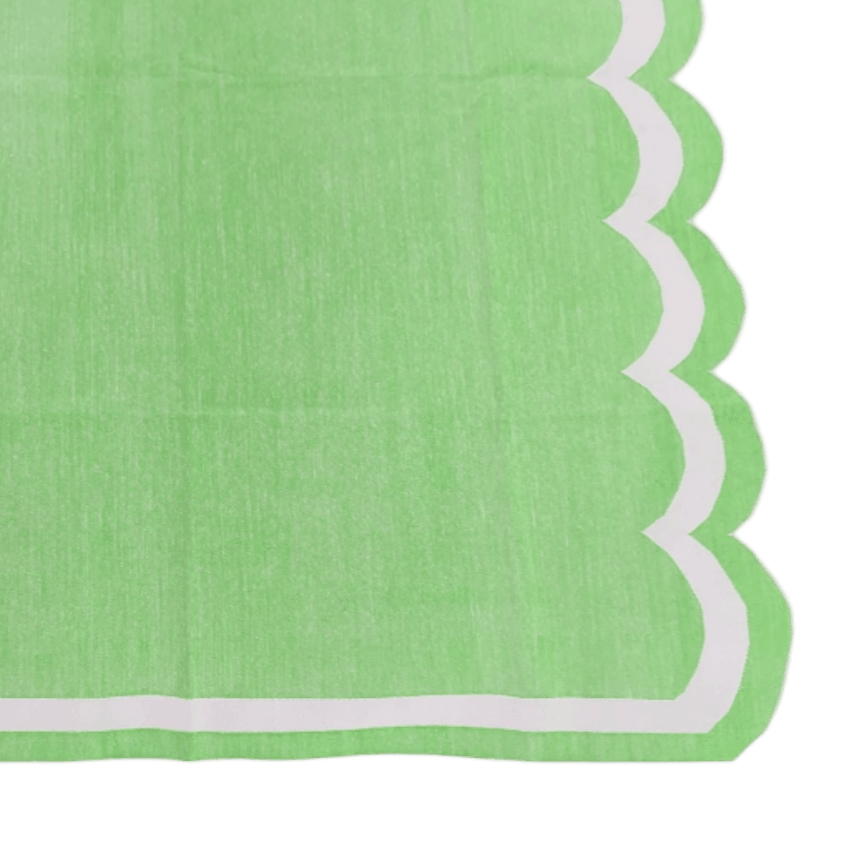 Handwoven Reversible Cotton Scalloped Rug - green